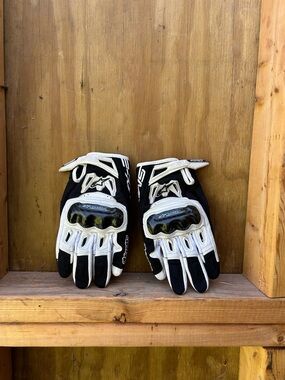 Alpinestars Black and White Motorcycle Gloves with Knuckle Protection
